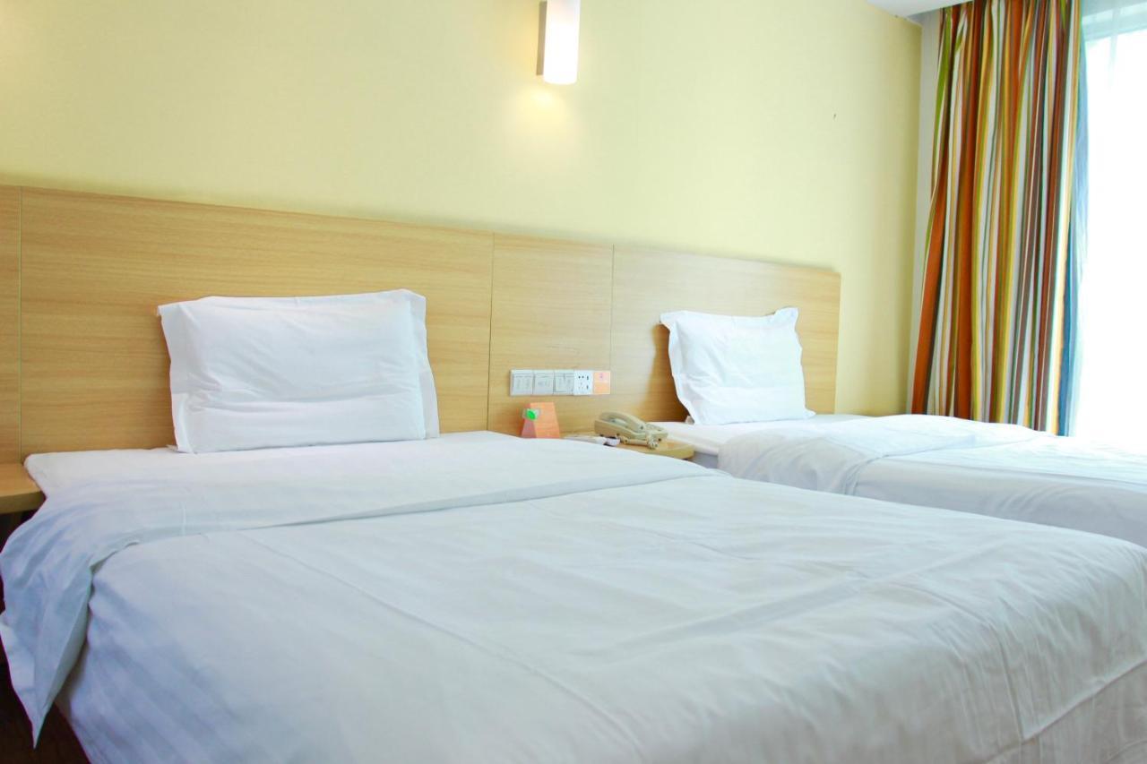 7Days Inn Guangzhou Tianhe Yantang Yue Ken Road Extérieur photo